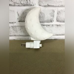 Pottery Barn Kids Ceramic Plug-in Night Light - B276